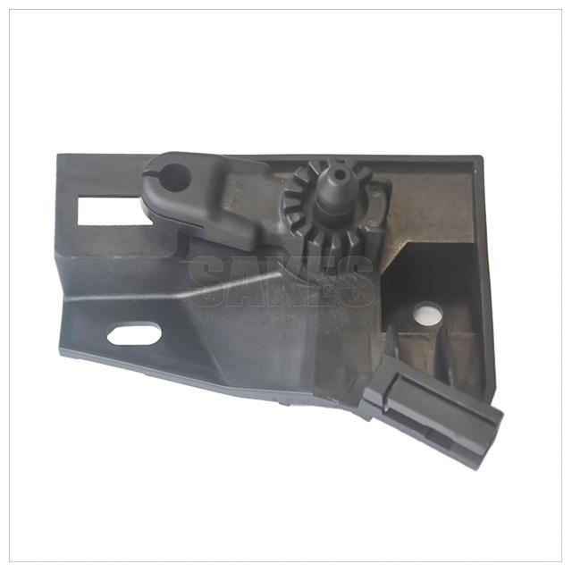 Bonnet Release Handle Bracket:8411 1005 01