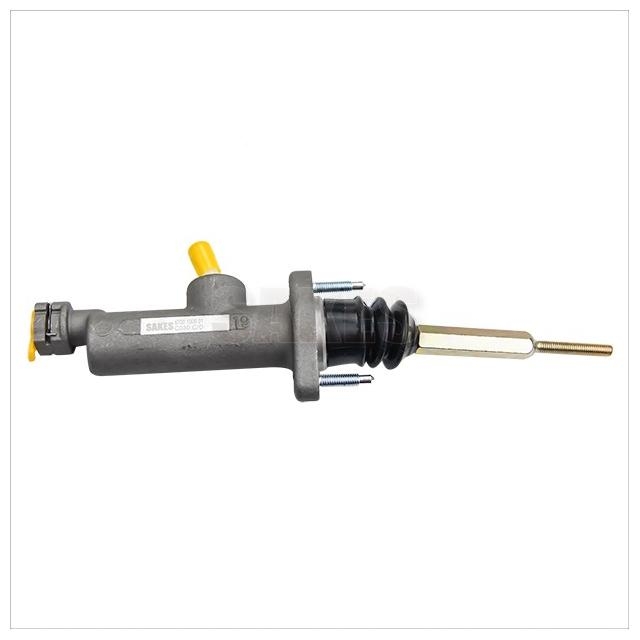 Clutch Master Cylinder:6750 1005 01